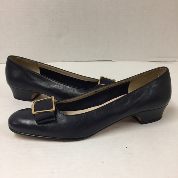 Vintage Ferragamo Boutique Dark Navy Leather Shoes - Picture 10 of 12